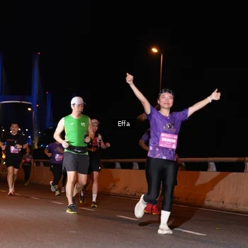 Runner Photo 2758080