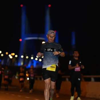 Runner Photo 2758590