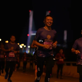 Runner Photo 2759379