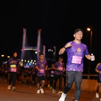 Runner Photo 2759453