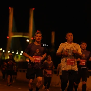 Runner Photo 2759689