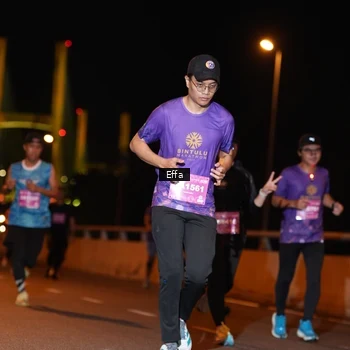 Runner Photo 2759747