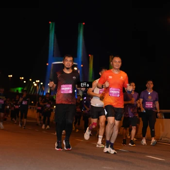 Runner Photo 2759998