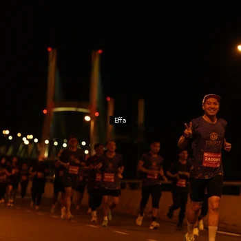 Runner Photo 2760704