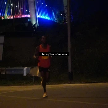 Runner Photo 2760939