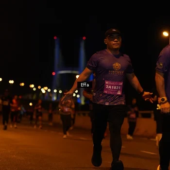 Runner Photo 2761035