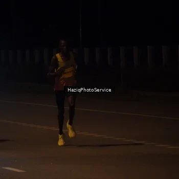 Runner Photo 2761312