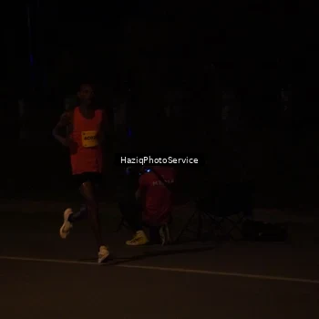 Runner Photo 2761365