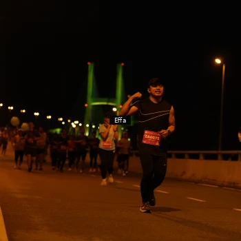 Runner Photo 2761376