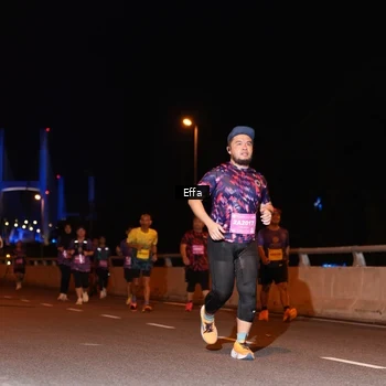 Runner Photo 2761946