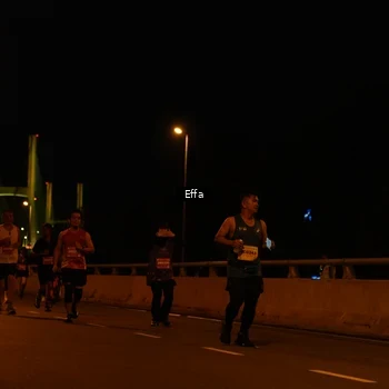Runner Photo 2762004