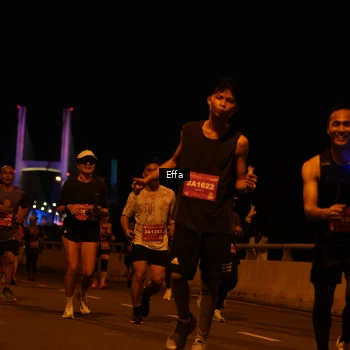Runner Photo 2762143