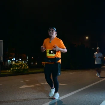 Runner Photo 2762411