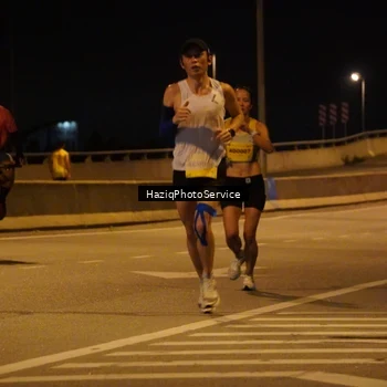 Runner Photo 2762592