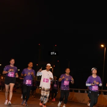 Runner Photo 2762816