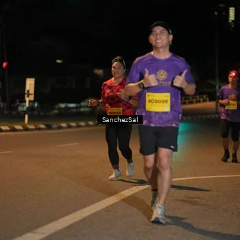 Runner Photo 2763423