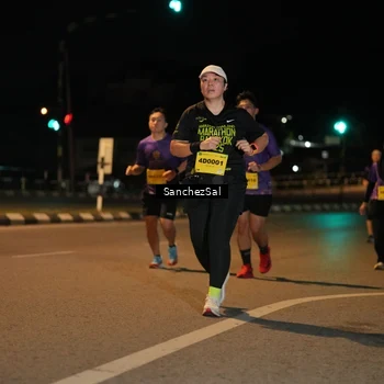 Runner Photo 2763514