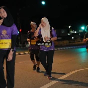 Runner Photo 2763684