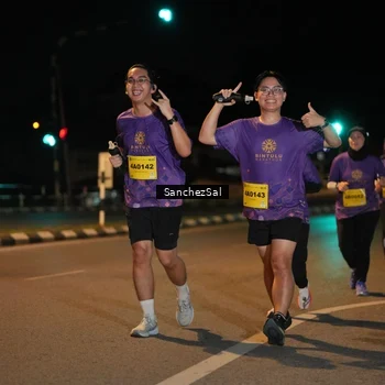 Runner Photo 2764079