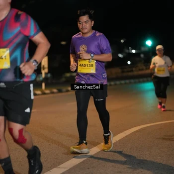 Runner Photo 2764435