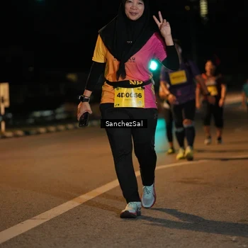 Runner Photo 2764859