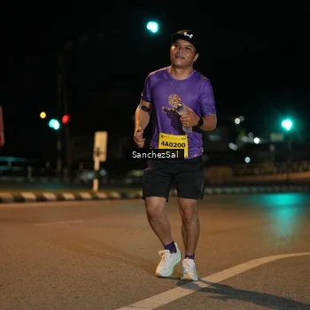 Runner Photo 2765195