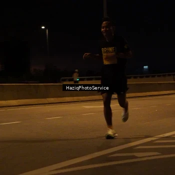 Runner Photo 2765421