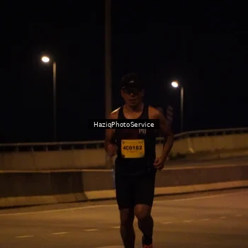 Runner Photo 2765696
