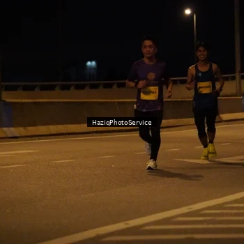 Runner Photo 2765974