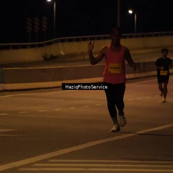Runner Photo 2766076