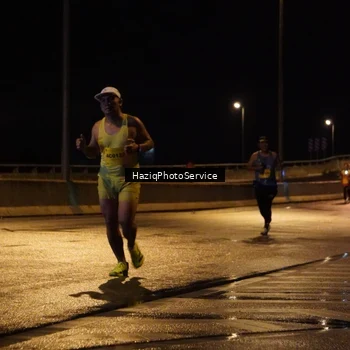 Runner Photo 2768976