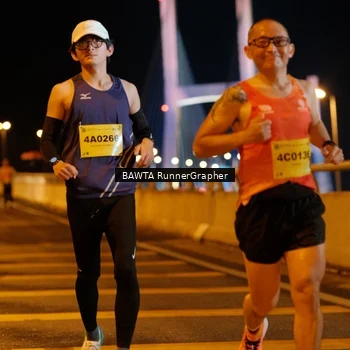 Runner Photo 2770001