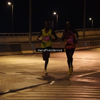 Runner Photo 2770003