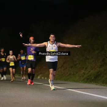 Runner Photo 2770012