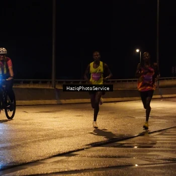 Runner Photo 2770100