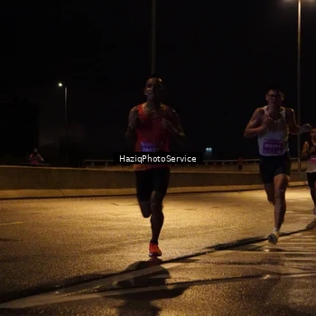 Runner Photo 2770846