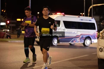 Runner Photo 2770980