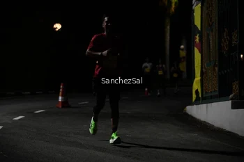 Runner Photo 2771456
