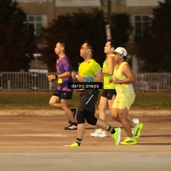 Runner Photo 2771563
