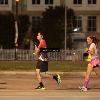 Runner Photo 2771579