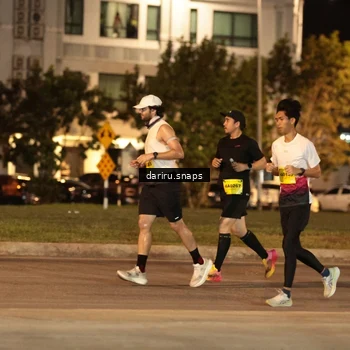 Runner Photo 2771628