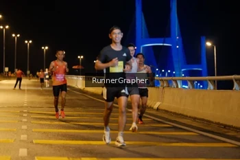 Runner Photo 2771630