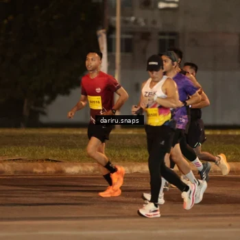 Runner Photo 2771728