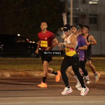 Runner Photo 2771750