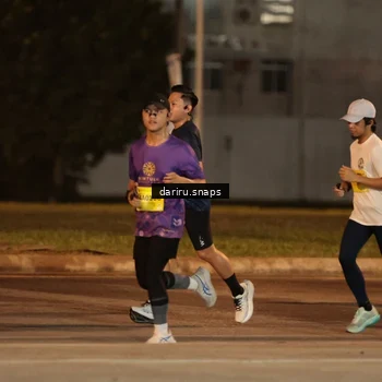 Runner Photo 2772056