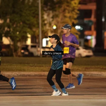 Runner Photo 2772441