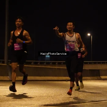 Runner Photo 2772453