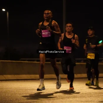 Runner Photo 2772665