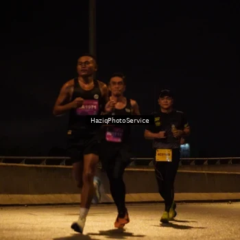 Runner Photo 2772671