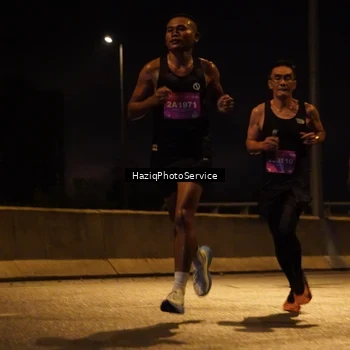 Runner Photo 2772689